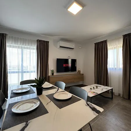Charming Corner Apartment With Country View 2Br St. Paul's Bay Exterior photo