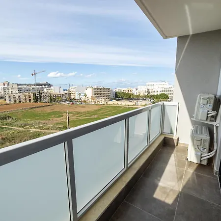 Charming Corner Apartment With Country View 2Br St. Paul's Bay Exterior photo