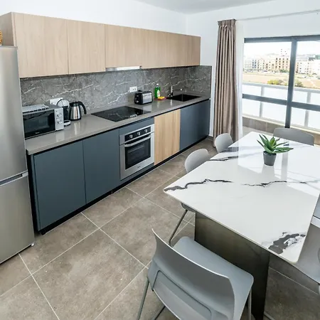 Charming Corner Apartment With Country View 2Br St. Paul's Bay Exterior photo