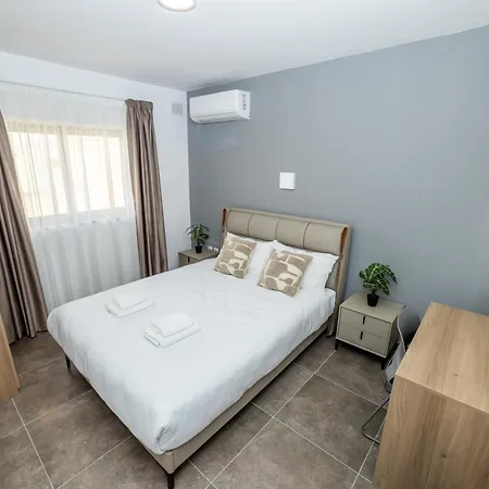 Charming Corner Apartment With Country View 2Br St. Paul's Bay Exterior photo