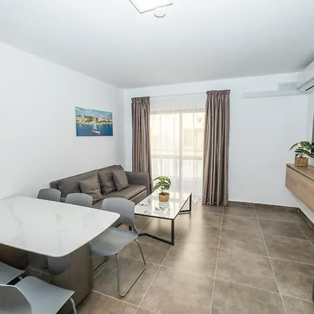 Charming Corner Apartment With Country View 2Br St. Paul's Bay Exterior photo