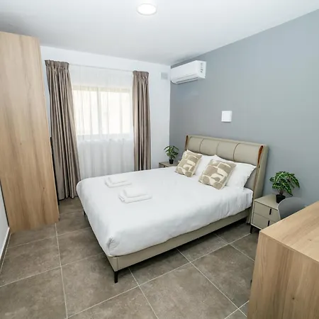 Charming Corner Apartment With Country View 2Br St. Paul's Bay Exterior photo