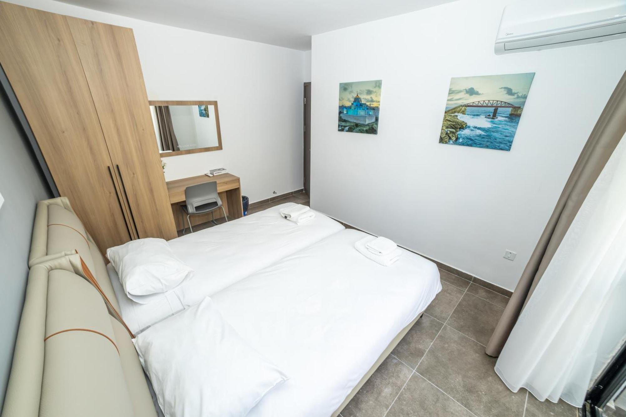Charming Corner With Country View 2br St. Paul's Bay