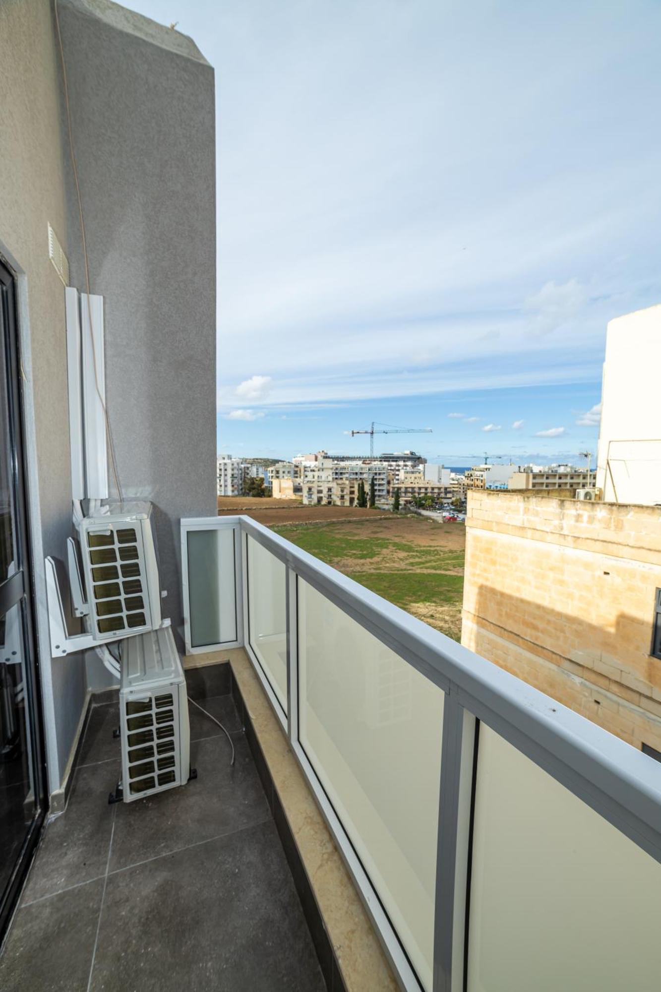 Apartment Charming Corner With Country View 2br